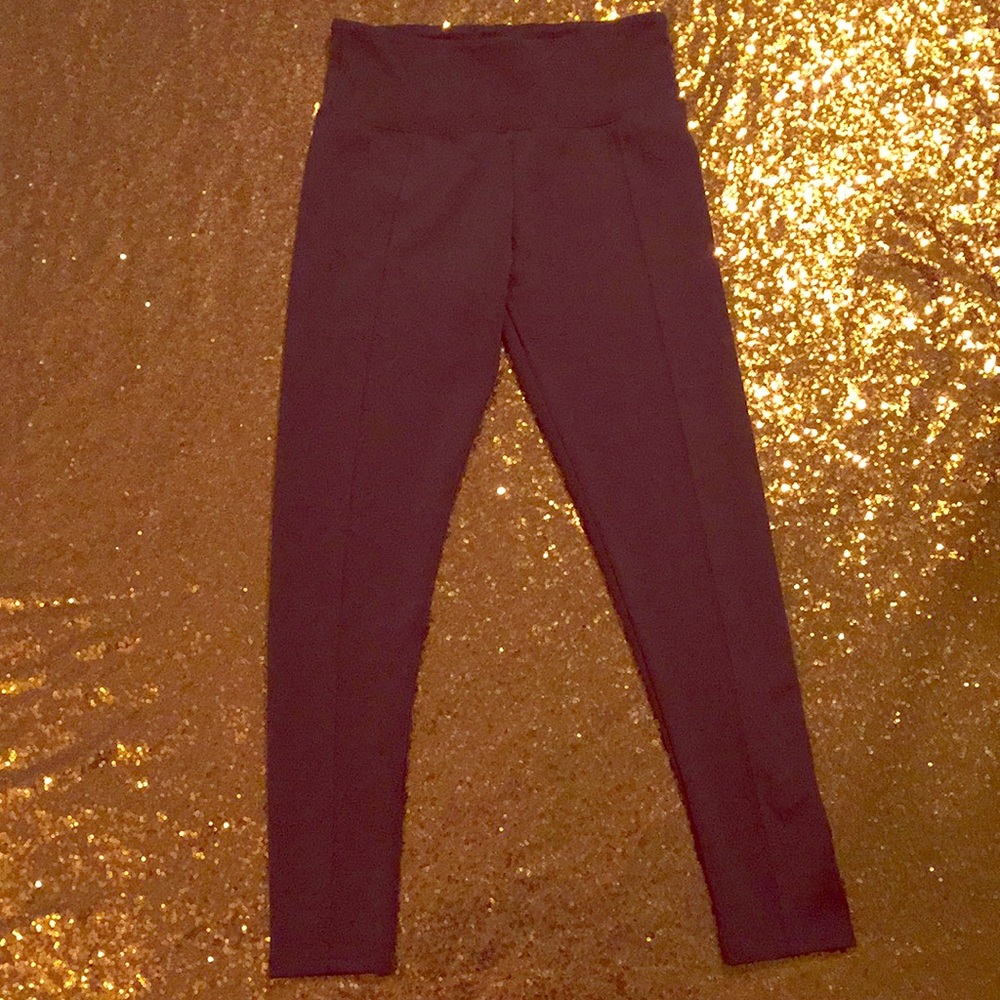 Leggings.